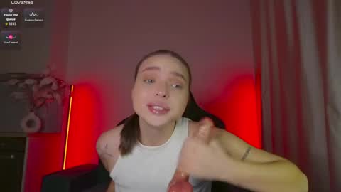 Violla online show from 05-15-26, 11:50