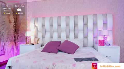 VIOLLET online show from 02-17-26, 08:26