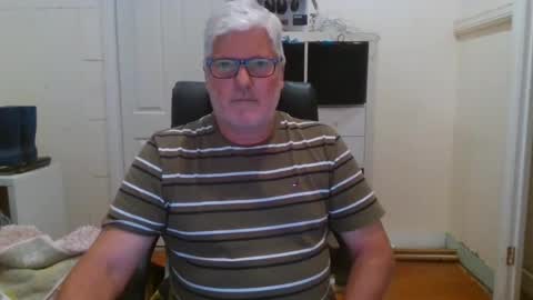 viper654321 online show from 01-12-25, 08:36