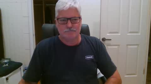 viper654321 online show from 09-17-25, 07:43