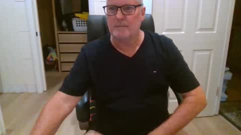 viper654321 online show from 04-01-26, 07:42