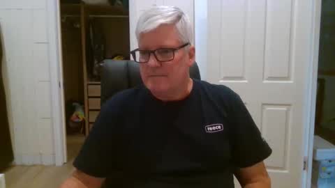 viper654321 online show from 05-19-26, 01:11