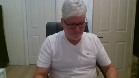 viper654321 online show from 06-06-26, 07:24