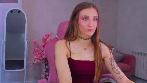 Snapshot of virdjinia_green chatting on 07-18-26, 09:35 Virdjinia online show from 07-18-26, 09:35
