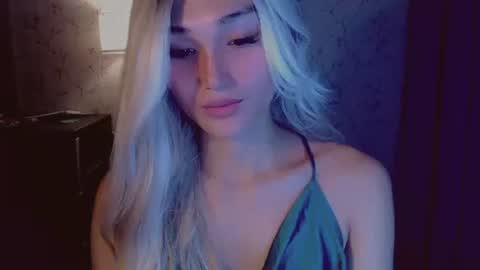 Pearl online show from 02-22-26, 03:07