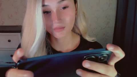 Pearl online show from 03-21-26, 08:30