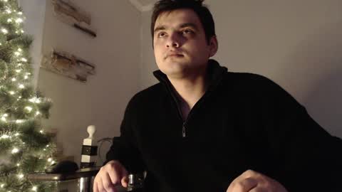 Snapshot of virgil____ chatting on 12-19-24, 07:40 virgil____ online show from 12-19-24, 07:40