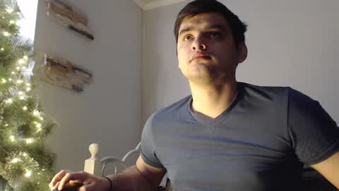 Snapshot of virgil____ chatting on 12-27-24, 03:53 virgil____ online show from 12-27-24, 03:53