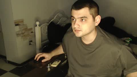 Snapshot of virgil____ chatting on 02-27-25, 01:48 virgil____ online show from 02-27-25, 01:48