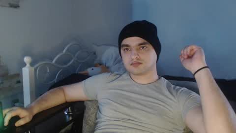 Snapshot of virgil____ chatting on 03-08-25, 09:28 virgil____ online show from 03-08-25, 09:28