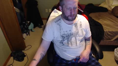Snapshot of virgilraptor chatting on 02-14-25, 07:28 virgilraptor online show from 02-14-25, 07:28
