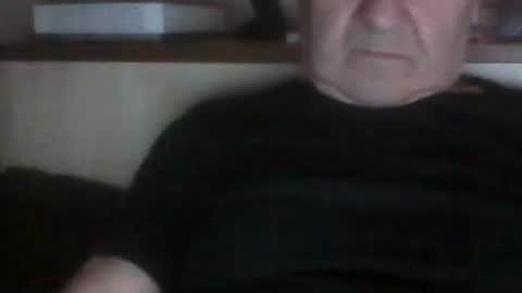 Snapshot of virgomandel chatting on 10-18-25, 07:31 virgomandel online show from 10-18-25, 07:31