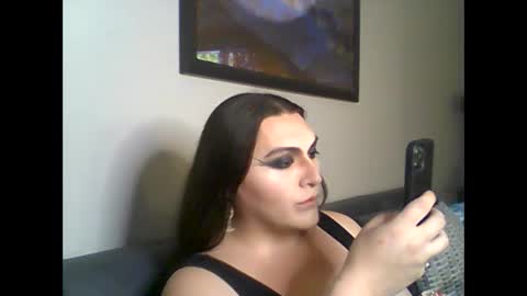 priscilla online show from 01-01-25, 07:09