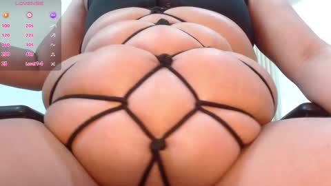 Sofia online show from 03-11-25, 01:45