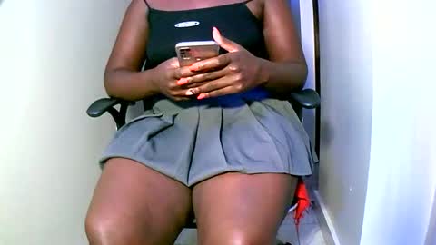 Snapshot of virtual_wifey chatting on 03-07-25, 06:33 Your Virtual Wife online show from 03-07-25, 06:33