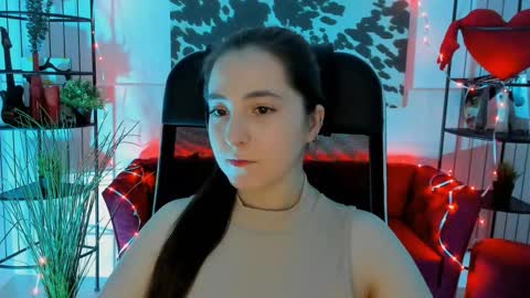 Snapshot of virtualvoyant chatting on 09-15-25, 05:07 your love online show from 09-15-25, 05:07