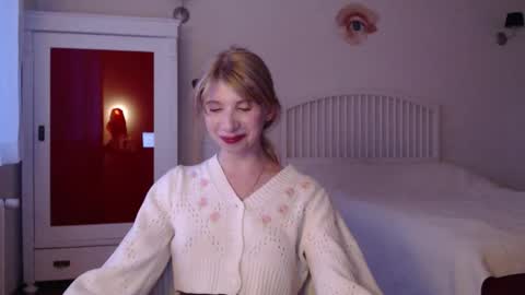 Visceratio online show from 10-21-25, 03:57