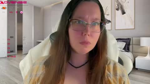 Victoria Romans online show from 09-28-25, 07:41