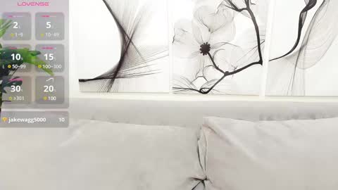 Vita online show from 01-23-25, 01:02