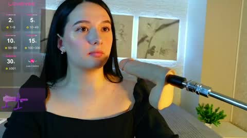 Snapshot of vitajoy_ chatting on 04-22-26, 03:46 Vita online show from 04-22-26, 03:46