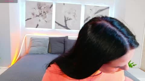 Snapshot of vitajoy_ chatting on 05-27-26, 03:20 Vita online show from 05-27-26, 03:20