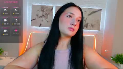 Snapshot of vitajoy_ chatting on 06-18-26, 06:35 Vita online show from 06-18-26, 06:35