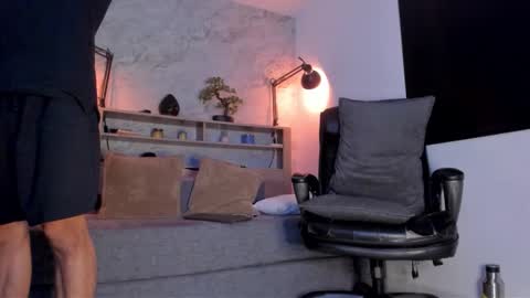 VITO BENZ online show from 12-17-25, 01:11