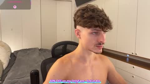 vitoraugustoxxx online show from 12-19-25, 12:23