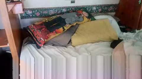 vivalasdemigorgon online show from 10-09-25, 01:20