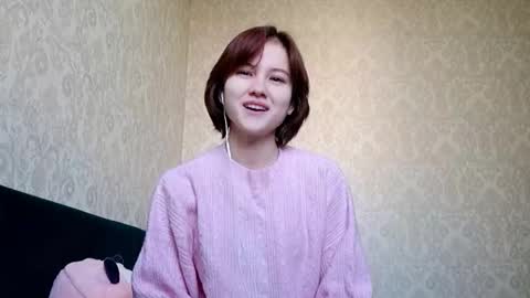 Snapshot of vivatrude chatting on 02-06-26, 11:46 Sonya online show from 02-06-26, 11:46