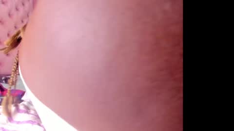 vivi cooper online show from 05-18-26, 04:07