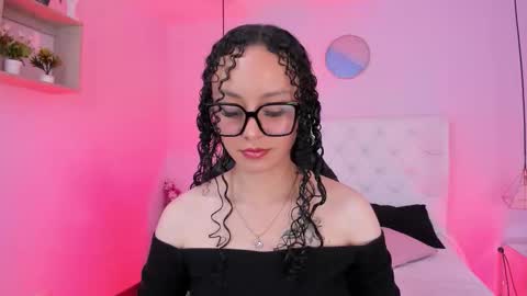 Vivi online show from 10-24-25, 03:58