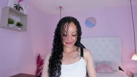 Vivi online show from 12-20-25, 03:57