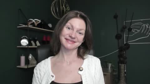 Snapshot of vivian_dream chatting on 10-23-25, 07:07 Vivian online show from 10-23-25, 07:07