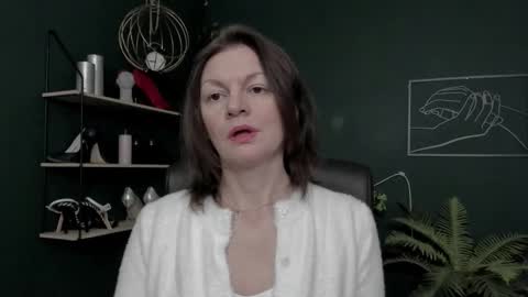 Vivian online show from 01-14-26, 07:03