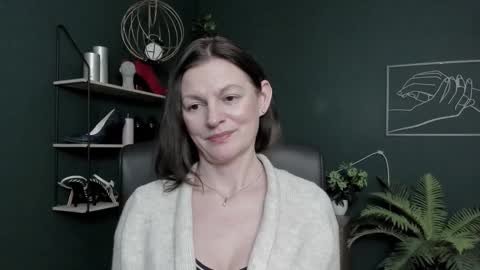 Vivian online show from 02-10-26, 07:07