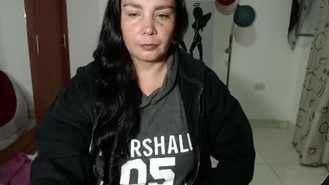 Snapshot of vivian_milf_paint chatting on 10-01-25, 04:29 vivian_milf_paint online show from 10-01-25, 04:29