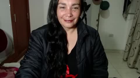 Snapshot of vivian_milf_paint chatting on 10-07-25, 03:14 vivian_milf_paint online show from 10-07-25, 03:14