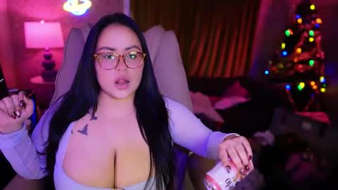 Vivi online show from 01-17-26, 04:28