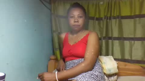 viviane0812 online show from 12-19-25, 05:31