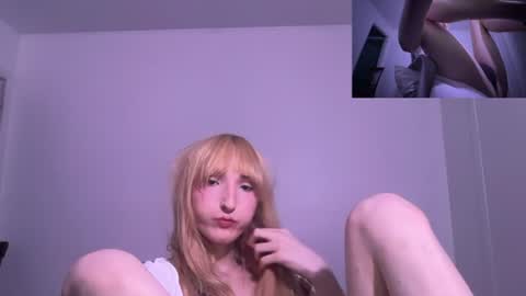 vivian layy online show from 06-26-26, 02:05