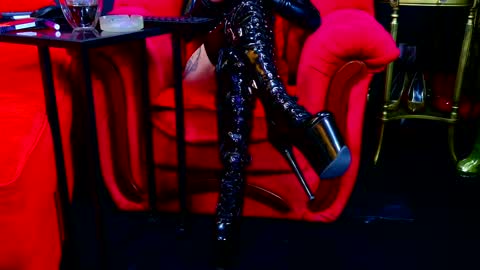 Snapshot of vivianreeve chatting on 02-04-25, 05:01 Vivian Reeve online show from 02-04-25, 05:01