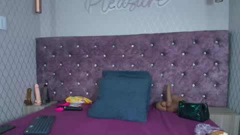 VivianRose online show from 04-08-26, 03:39