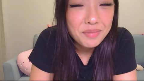 Snapshot of vivianwinters chatting on 01-08-26, 09:06 vivianwinters online show from 01-08-26, 09:06