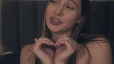 Nelly and Mari online show from 02-15-25, 10:22