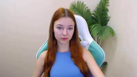 Snapshot of vivien_leight chatting on 01-29-25, 06:39 Vivien online show from 01-29-25, 06:39