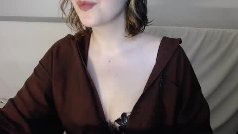 Viya online show from 09-20-25, 01:06