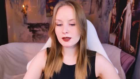 Vivien online show from 03-22-26, 05:11