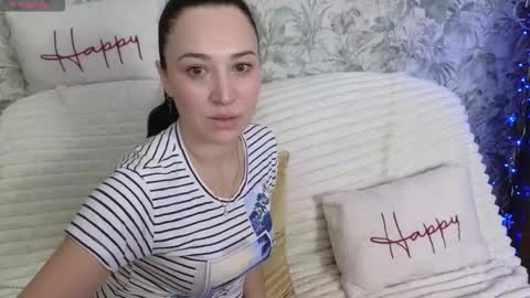 Snapshot of vivimoonx chatting on 01-09-26, 06:49 Vika online show from 01-09-26, 06:49