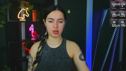 vivy_star online show from 05-19-26, 06:47